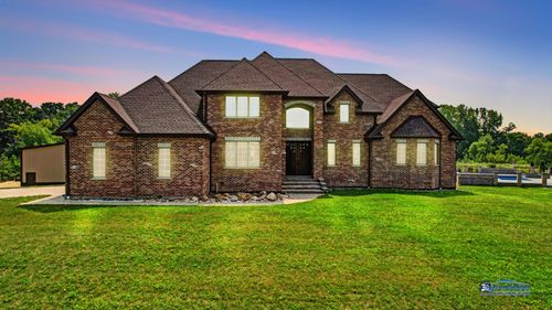 19113 Lauren Ln, Marengo, IL, 60152-9307 | Card Image