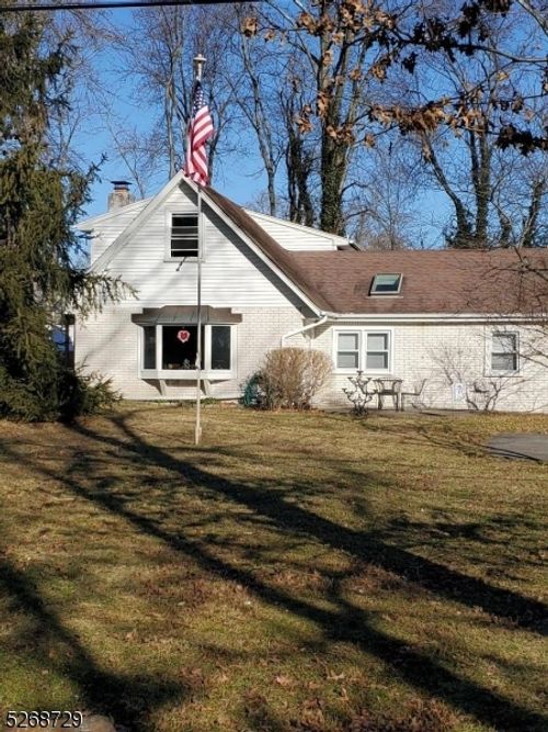 b-34 Little Pond Rd, Wayne, NJ, 07470-3432 | Card Image