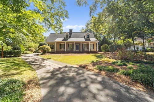 920 Sunset Cir, Dalton, GA, 30720-5224 | Card Image