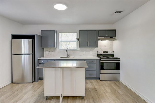 217 Iowa St, House other with 2 bedrooms, 1 bathrooms and null parking in Robstown TX | Image 7