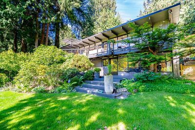 6070 Marine Dr, House other with 4 bedrooms, 3 bathrooms and 4 parking in West Vancouver BC | Image 1