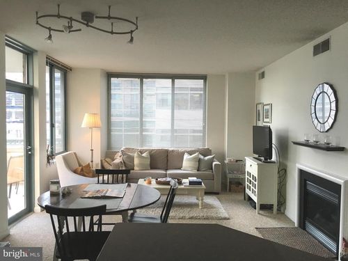 apt-419-851 N Glebe Rd, ARLINGTON, VA, 22203-4151 | Card Image