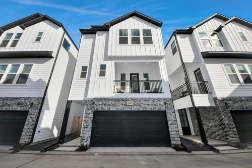 a-719 Marcella St, Houston, TX, 77091-5670 | Card Image