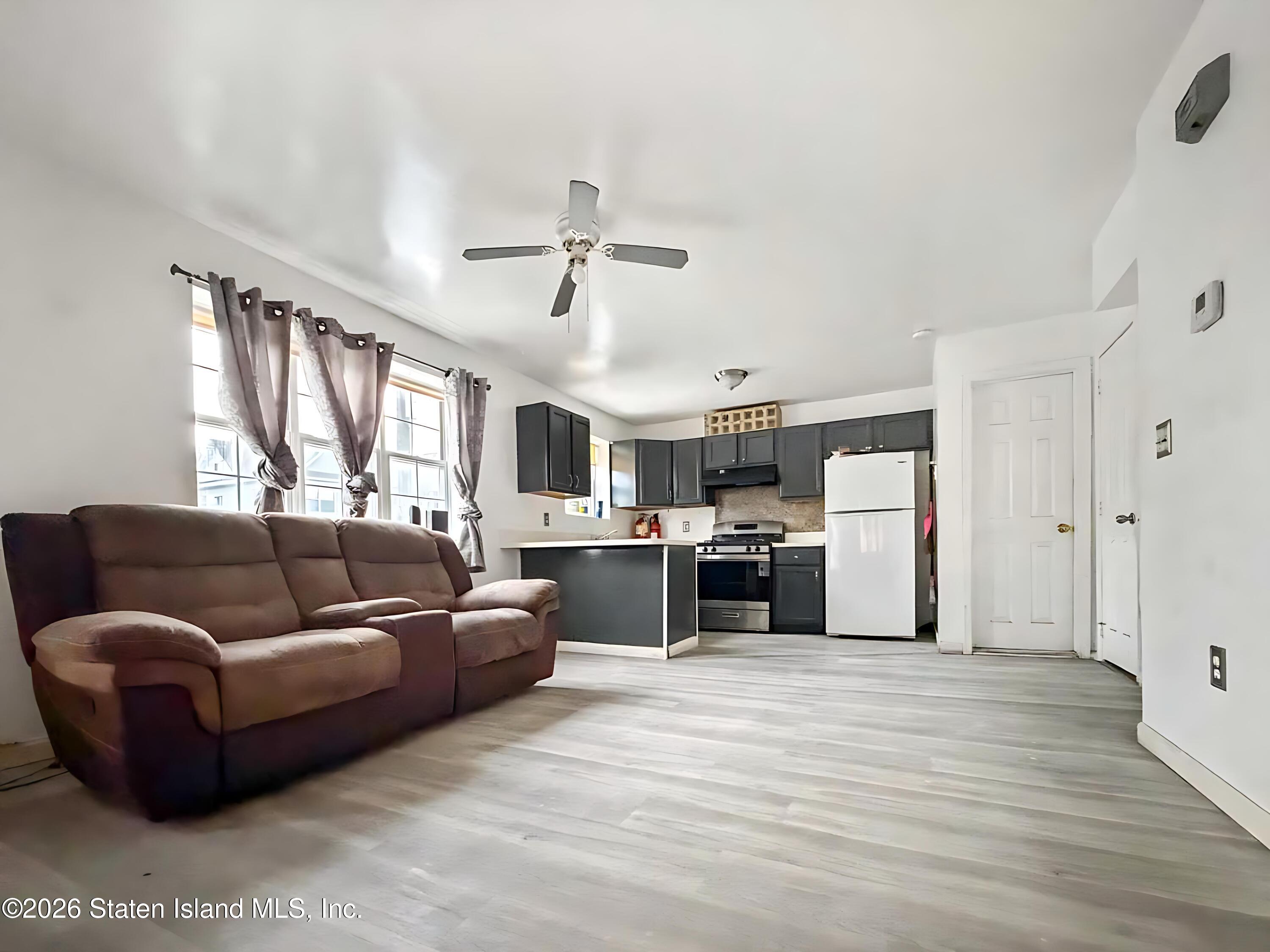 Residential in Staten Island 3