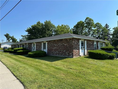 519 E Hoard St, Watertown, NY, 13601-1609 | Card Image