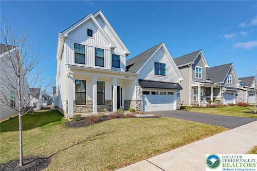 1862 Franklin Way, ALLENTOWN, PA, 18104-4459 | Card Image