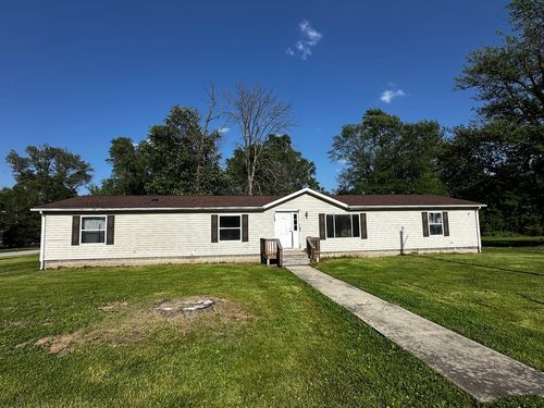 18 Lincoln St, Lawndale, IL, 61751-7518 | Card Image