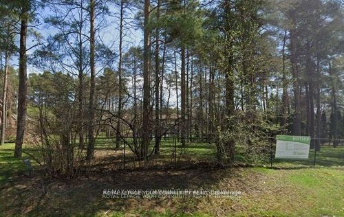 52a Beaufort Hills Rd, Richmond Hill, ON, L4E2N1 | Card Image