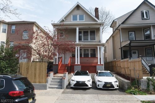 134 N 14th St, East Orange, NJ, 07017-5211 | Card Image