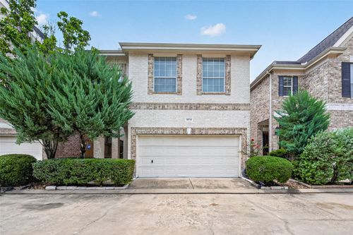 10134 Holly Chase Dr, Houston, TX, 77042-4251 | Card Image