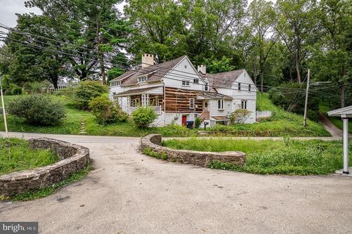 875 Old State Rd, BERWYN, PA, 19312-1442 | Card Image