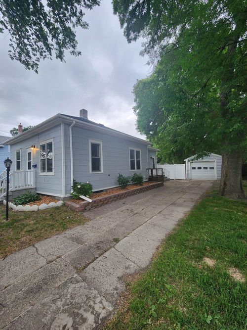 310 14th St S, Fargo, ND, 58103-1626 | Card Image