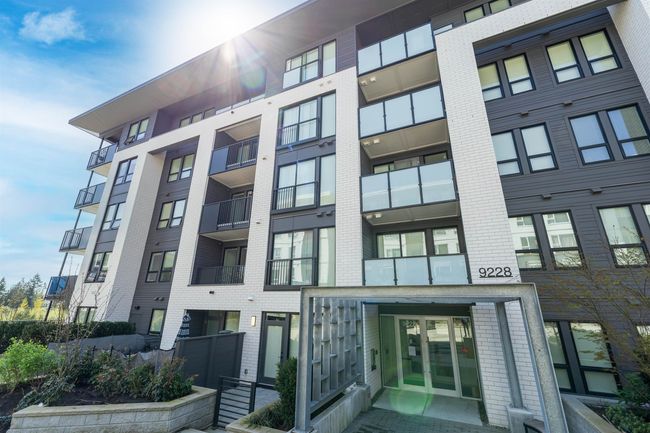 203 - 9228 Slopes Mews, Condo with 1 bedrooms, 1 bathrooms and 1 parking in Burnaby BC | Image 3