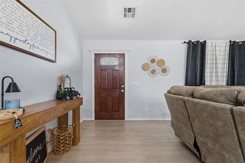 536 N Johnsonville Avenue, Byars, OK, 74831 | Card Image