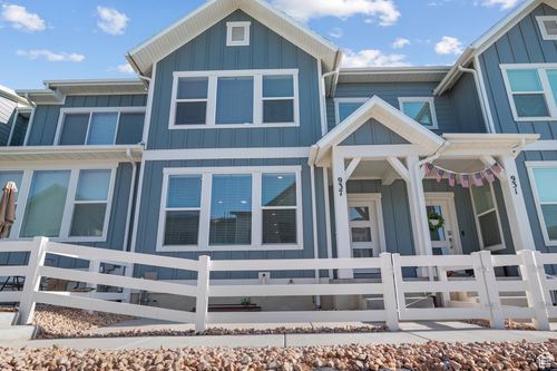937 W Terracotta Dr, Saratoga Springs, UT, 84045-3951 | Card Image