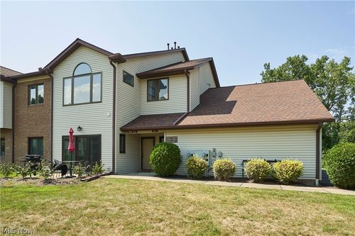 7215 Channing Ln, Concord Township, OH, 44060-6591 | Card Image