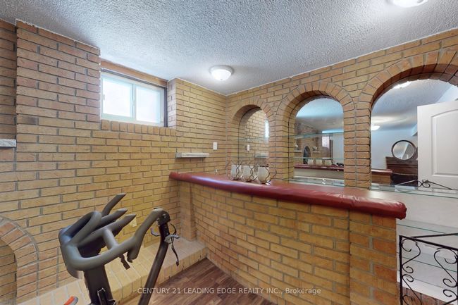 17 Jardine St, House other with 6 bedrooms, 4 bathrooms and 2 parking in Brampton ON | Image 42