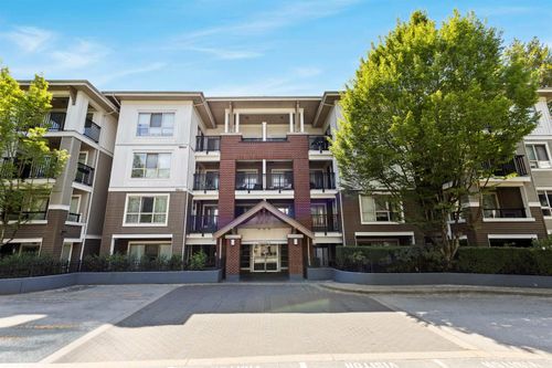 b304-8929 202 St, Langley, BC, V1M0B4 | Card Image