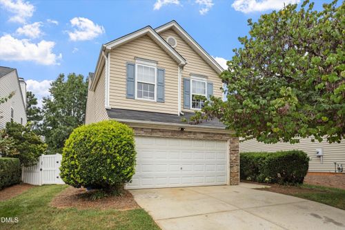 11025 Feather Grass Ln, Raleigh, NC, 27613-5661 | Card Image