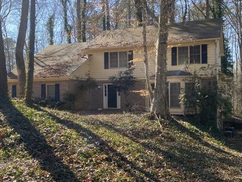 1720 Ridgefield Dr, Roswell, GA, 30075-4126 | Card Image