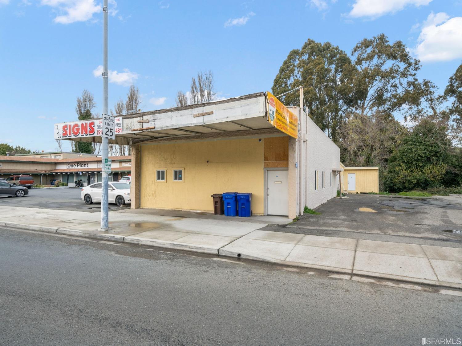 3851 San Pablo Dam Rd, El Sobrante, CA 94803