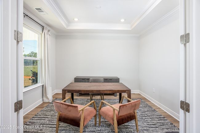 Model home - actual features may vary. | Image 22