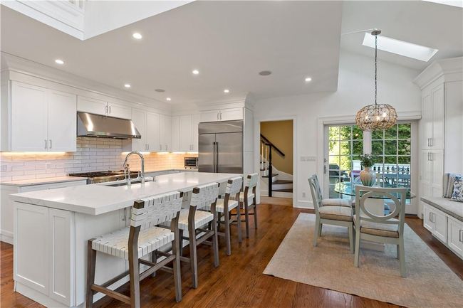 6 Austin Pl, House other with 5 bedrooms, 6 bathrooms and 2 parking in Briarcliff Manor NY | Image 4