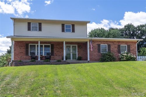 1570 Donnybrook Ln, Imperial, MO, 63052-3083 | Card Image