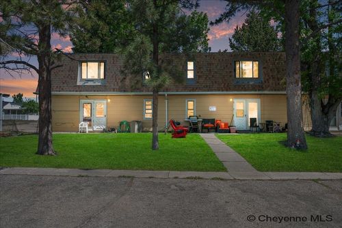2545 E 9th St, Cheyenne, WY, 82001 | Card Image
