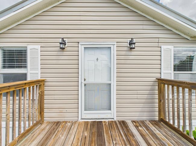 2452 Se 21 St Ter, House other with 4 bedrooms, 2 bathrooms and null parking in OKEECHOBEE FL | Image 5