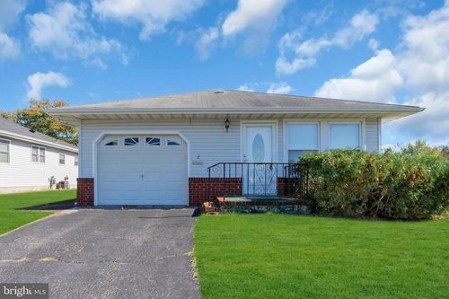 2 Leeward Street, Toms River, NJ, 08757 | Card Image