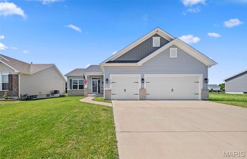 208 Summer Glen Ln, Saint Charles, MO, 63301-3816 | Card Image