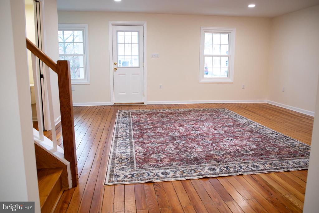 Residential in BOONSBORO 4