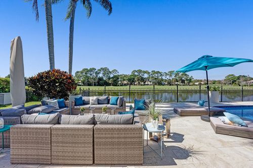 21 Marlwood Ln, Palm Beach Gardens, FL, 33418-6806 | Card Image