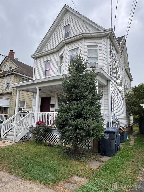 32 Fairview Ave, Bound Brook, NJ, 08805-1906 | Card Image