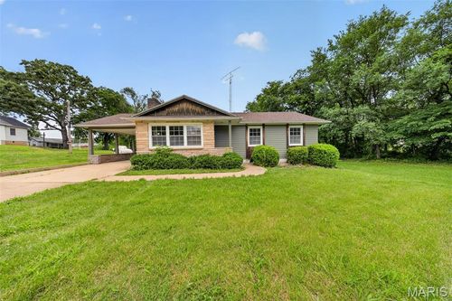 612 W 4th St, Dixon, MO, 65459-8004 | Card Image