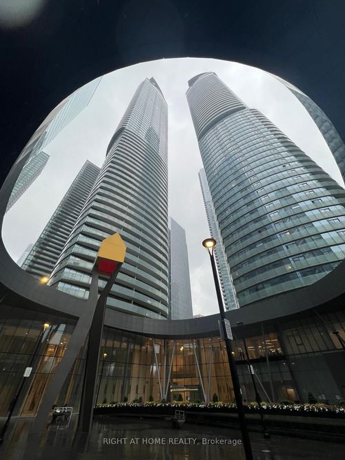 2503-12 York St, Toronto, ON, M5J0A9 | Card Image