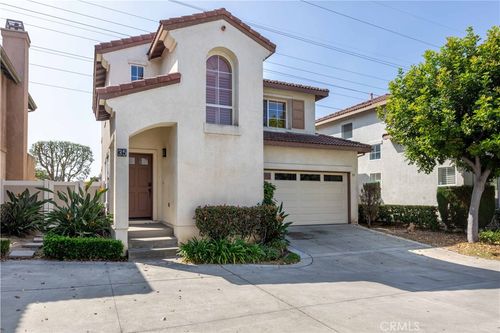 35 Juniper Ct, Stanton, CA, 90680-3187 | Card Image