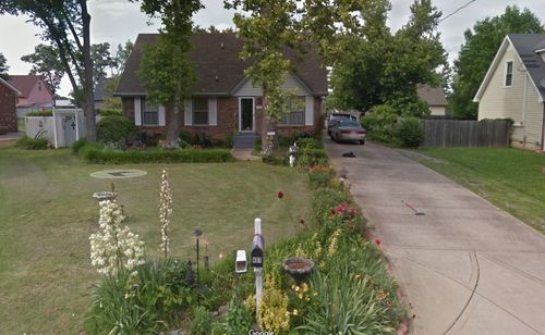 407 Newman Dr, Clarksville, TN, 37042-3828 | Card Image
