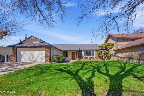 1017 E Avenue J5, Lancaster, CA, 93535-4239 | Card Image