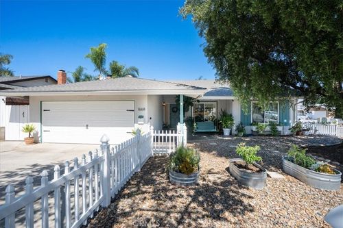 1668 Kenora St, Escondido, CA, 92027 | Card Image