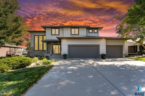7404 S High Cross Trl Trail, Sioux Falls, SD, 57108 | Card Image