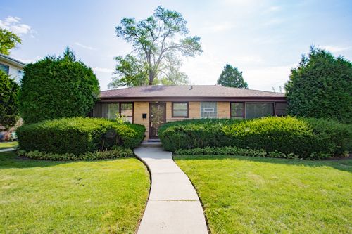 9345 Kildare Ave, Skokie, IL, 60076-1446 | Card Image