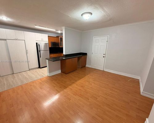 apt-8-7928 Harding Ave, Miami Beach, FL, 33141-1684 | Card Image