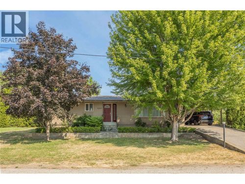 3259 St. Amand Rd, Kelowna, BC, V1W3P2 | Card Image