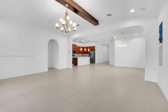 1291 Sw 113 Th Way, House other with 3 bedrooms, 3 bathrooms and null parking in Pembroke Pines FL | Image 12
