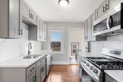 5-10 Centre Ave, Boston, MA, 02124-2338 | Card Image