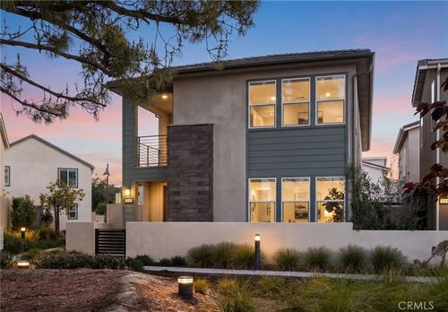 120 Zawn, Irvine, CA, 92618-1467 | Card Image