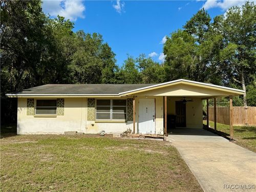 811 Ne 5th Ave, Crystal River, FL, 34428-3610 | Card Image