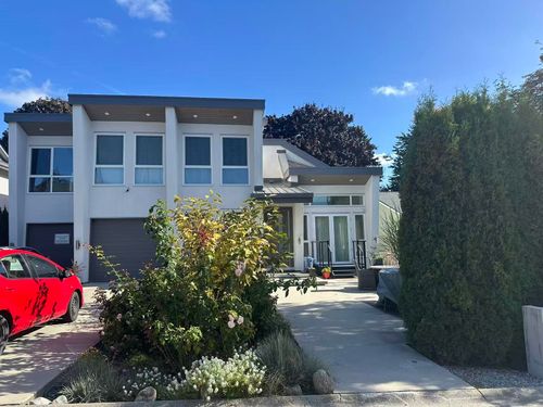 1525 King George Blvd, Surrey, BC, V4A9R3 | Card Image